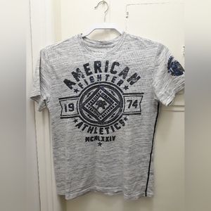 Boys American Fighter T-shirt. Size Medium